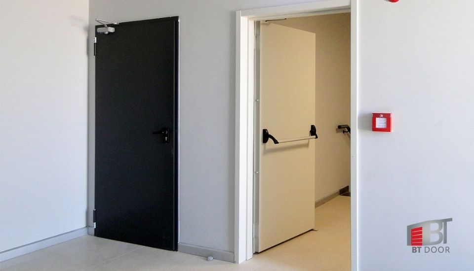 Acil Çıkış Yangın Kapıları